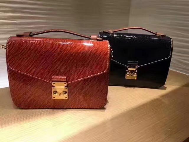 lv m54991 pochette metis mini 漆面皮链条邮差包