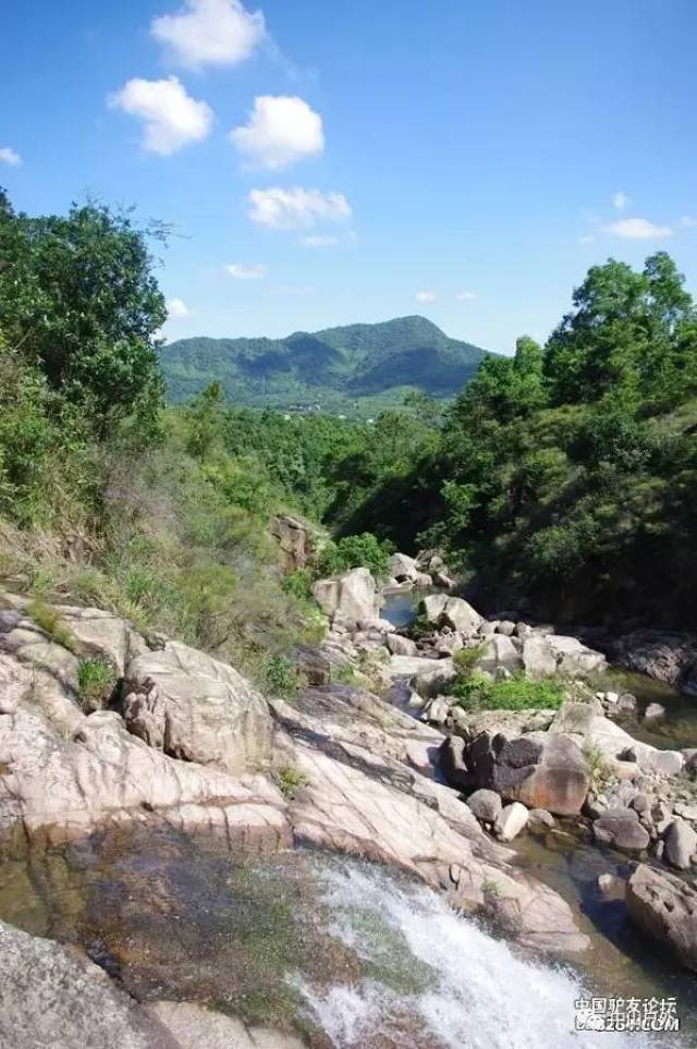 8月19日利石水库小环线溯溪,登五桂山主峰观三乡全景