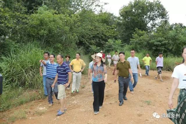 路(百丈段)村道改道建设等方面的争议问题,8月12日上午,县长罗君钰,副