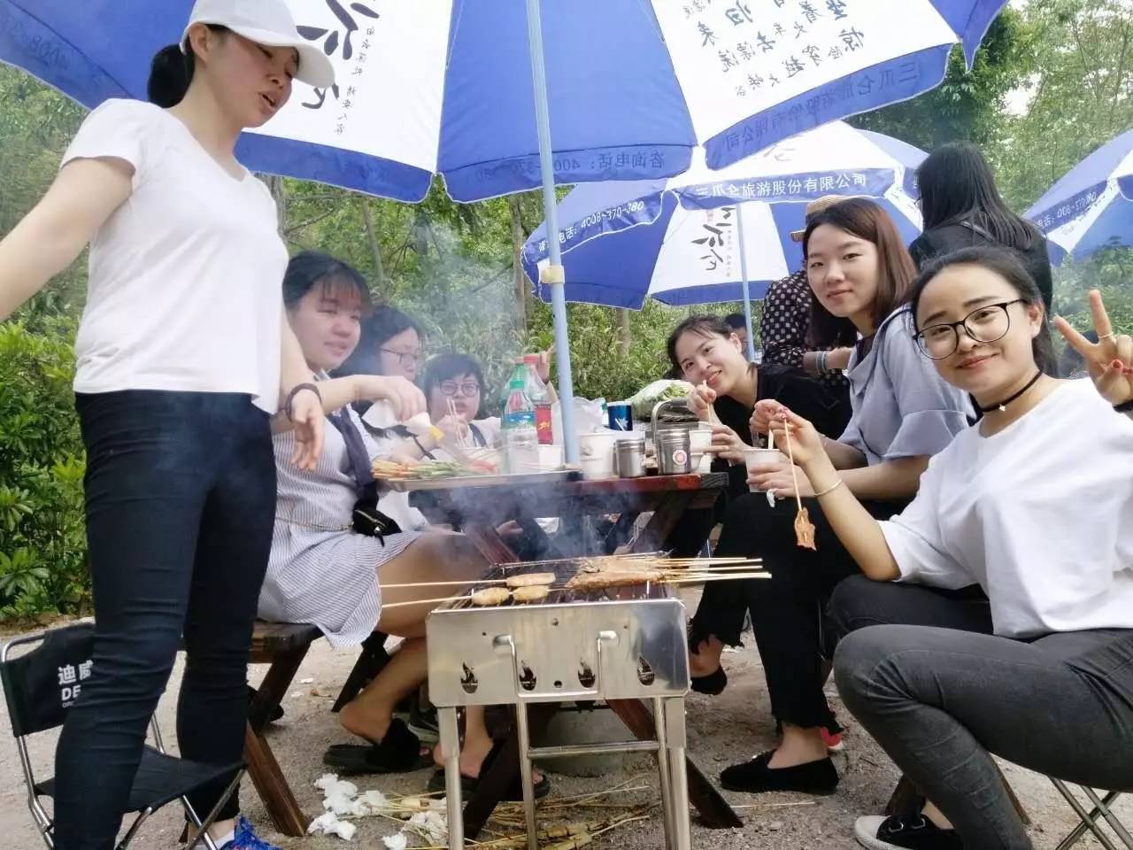 【靖安县五四青年联谊会】百名登山烧烤团齐聚白水洞景区