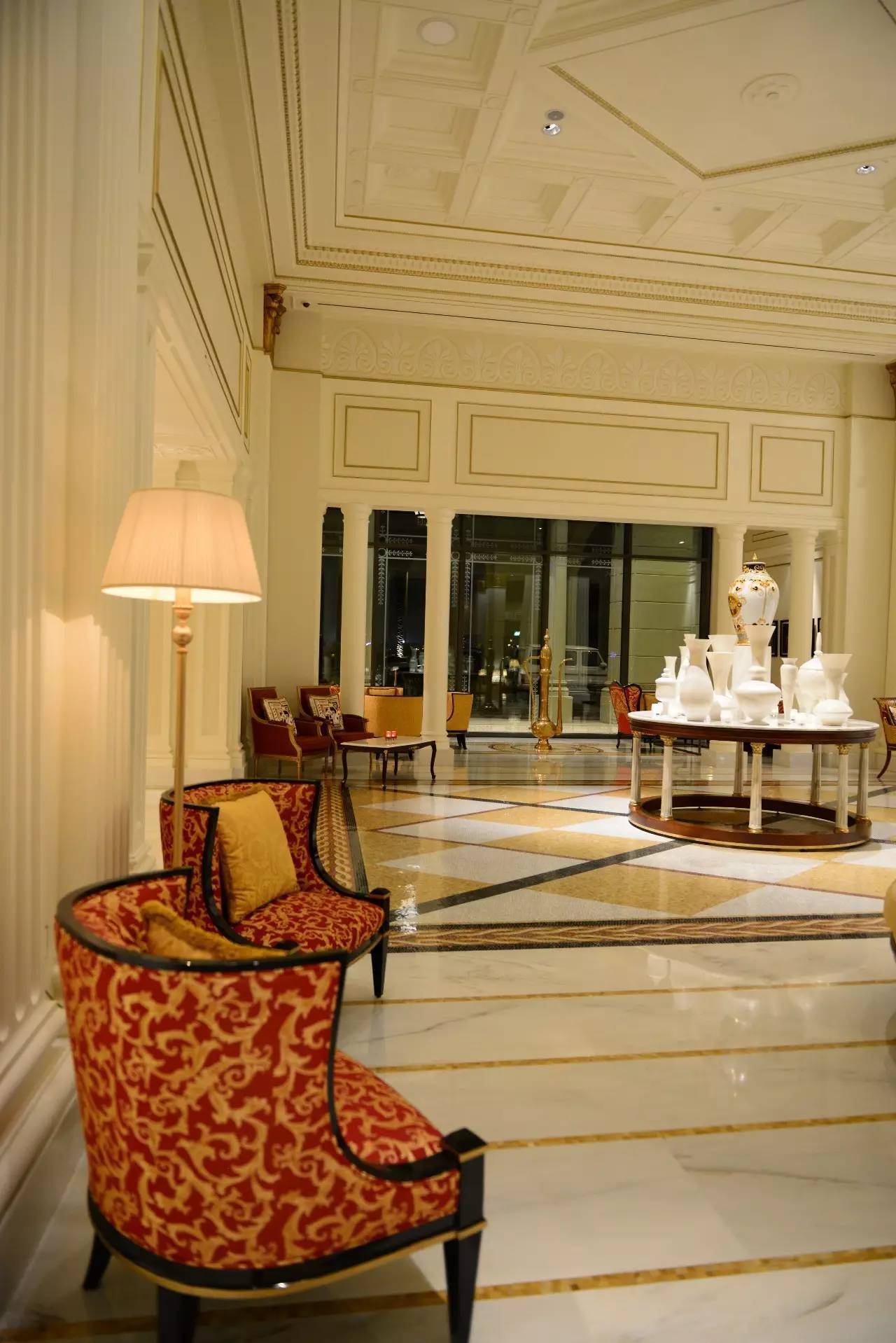 迪拜的新酒店 | 迪拜的设计师酒店 | 范思哲宫殿酒店
