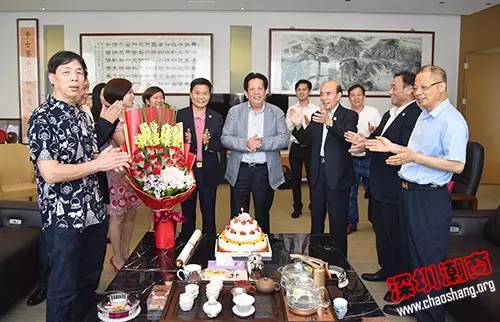 【西胪潮商的故事】深圳市潮汕商会全体成员祝李茂水名誉会长生日快乐