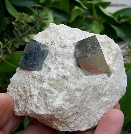 立方体黄铁矿pyrite 西班牙