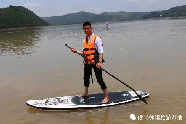 水上大玩具—sup站立式划桨板,带你尽情享受水上乐趣!