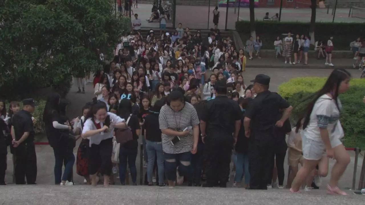 面对面|19岁,那个想陪伴你一整个夏天的少年