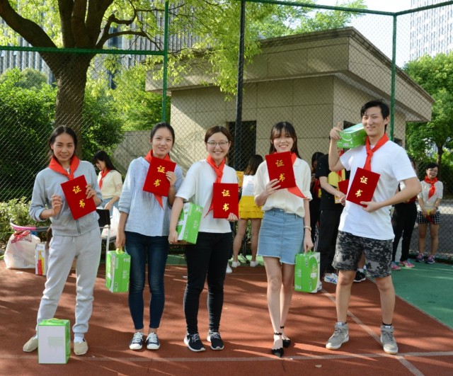 3 小虎队第三名是由曹庆宇,江涵,李密,陈思琦,周迅组成的"小虎队"