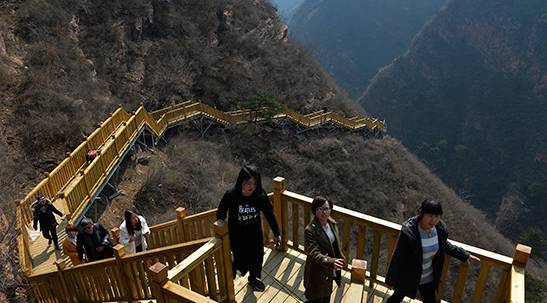 攀空中走廊 挑战玻璃栈道 迁安塔寺峪 白羊峪长城一日游_搜狐旅游