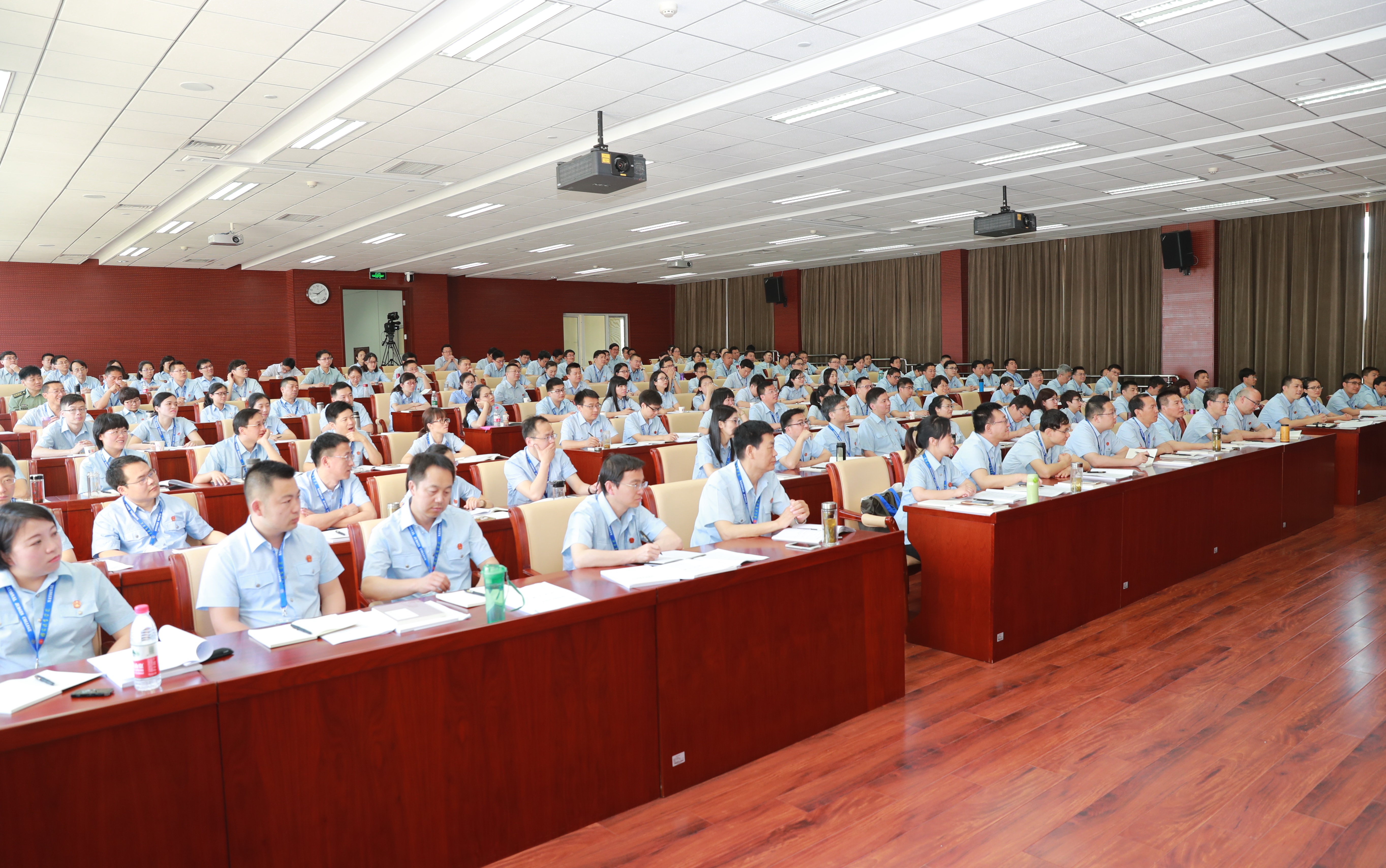 法院要求提供人口信息_人口普查