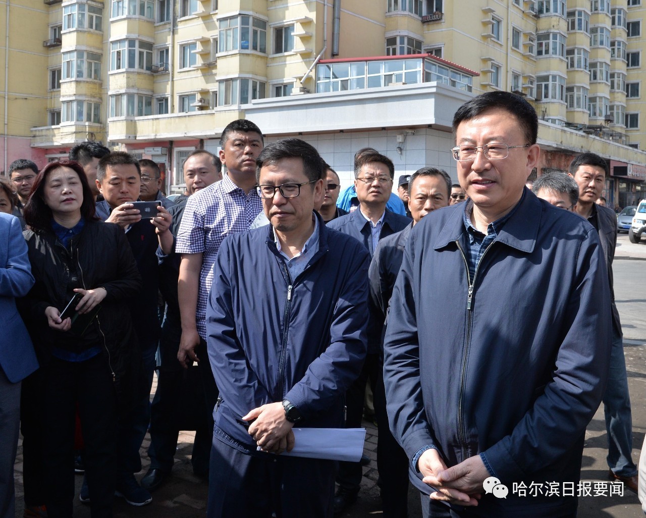 陈海波在调研城建和民生项目进展情况时强调:从百姓需求出发办好每件