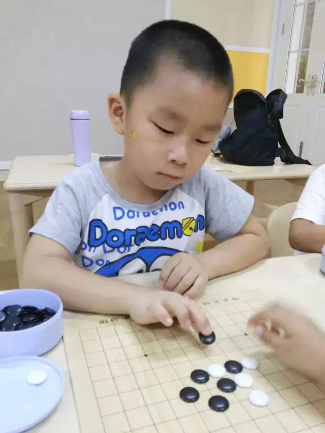 定式与棋谱,让孩子感觉围棋,认识围棋,锻炼智力,去当好孩子的启蒙老师