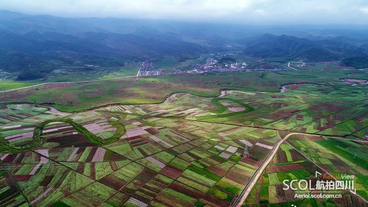 凉山州总人口_凉山,用什么驱散你的悲凉(2)