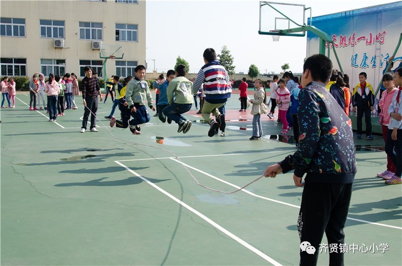 阳光体育活力校园齐贤镇中心小学陶里校区开展阳光体育吉尼斯活动