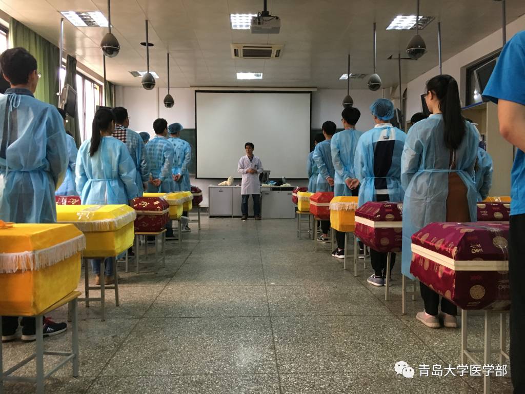 学部动态 | 念施教之无言,铭奉献之大爱 ——医学部举行大体老师告别