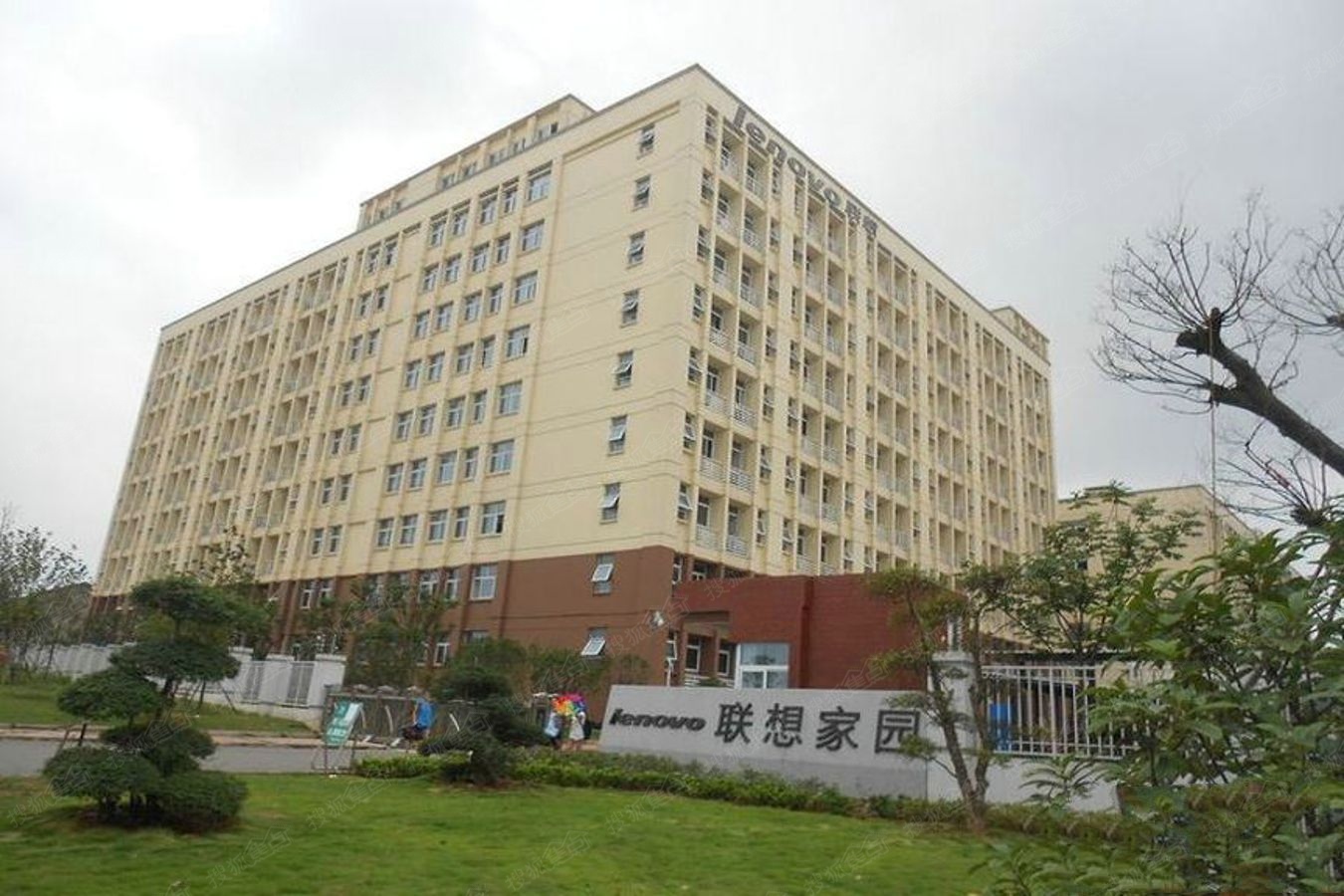 2012年,联想集团于武汉市东湖高新区投资设立联想(武汉)产业基地项目.