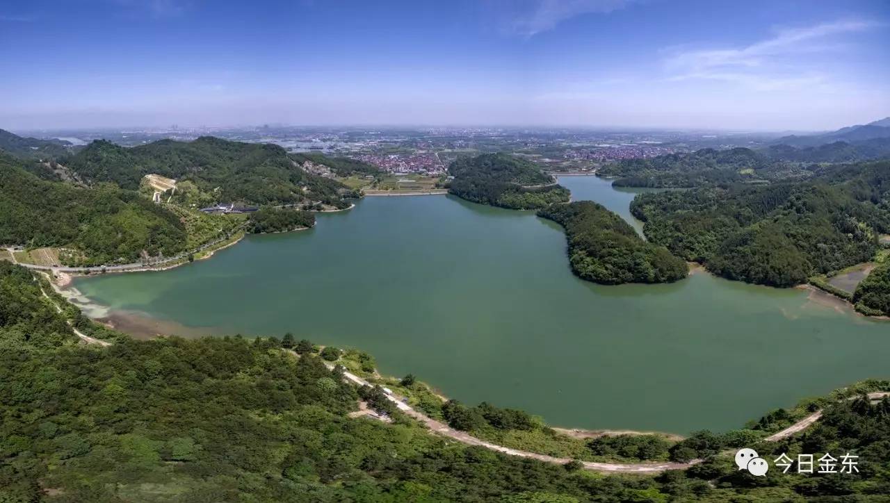 孝顺白溪村,与青山绿水为邻