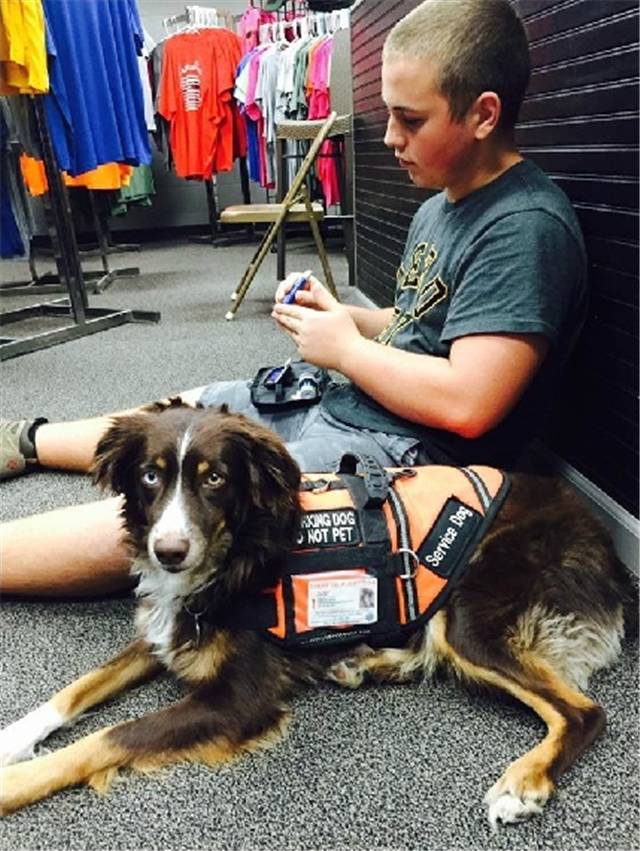 一个患有糖尿病和抑郁症的小哥，最后却被一只狗拯救了！