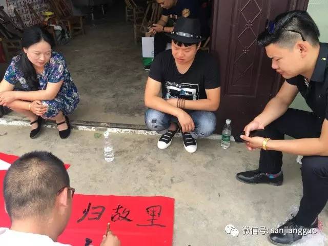 三江锅团队与你相约《衣锦还乡》幕后的爆笑小花絮!