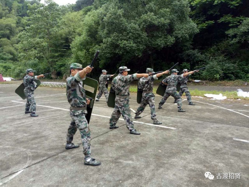 应急队伍怎么练?民兵训练基地内部照大曝光