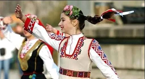 讲座:人类遗产与精神价值——罗马尼亚传统服饰