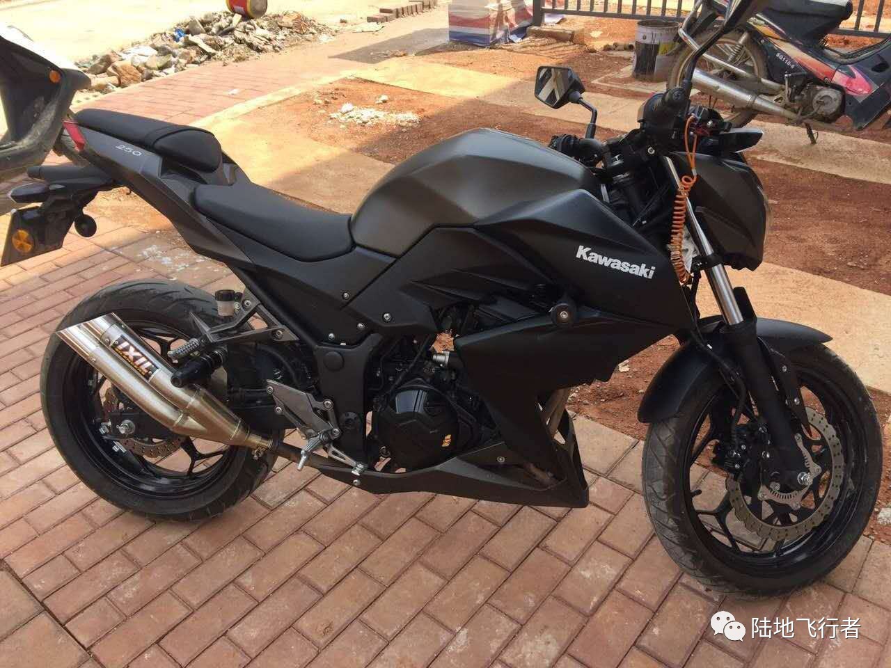 转让云南西双版纳2015年大贸川崎双缸z250abs