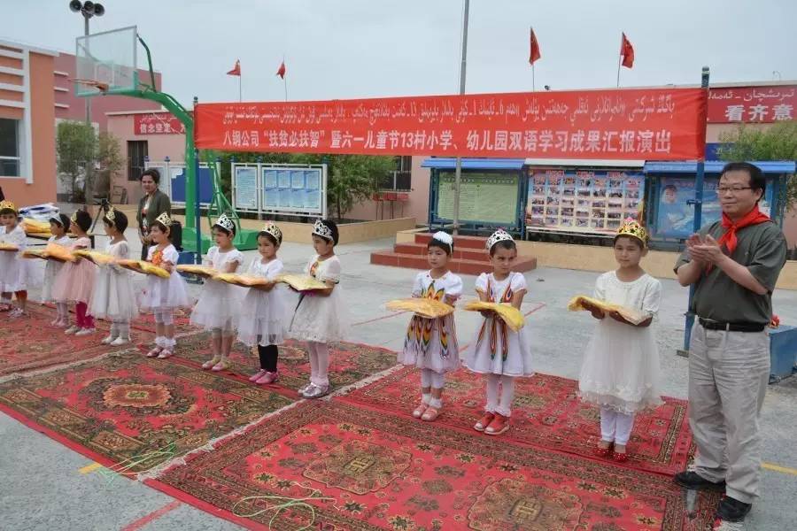 幼儿舞蹈教案怎么写_幼儿动物舞蹈创编教案_幼儿大班舞蹈教案大全