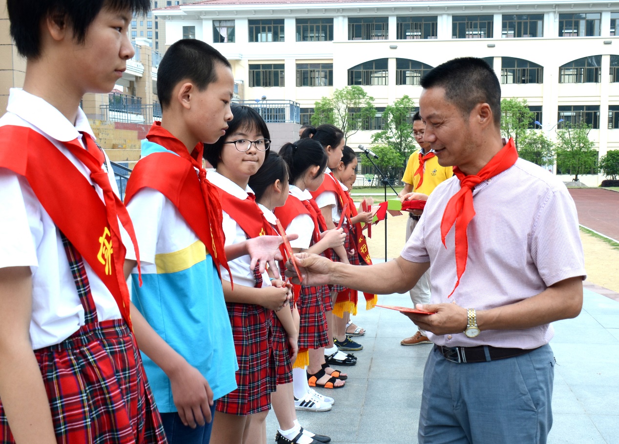 永泰实验小学庆六一活动 ,云课堂进行校内外直播