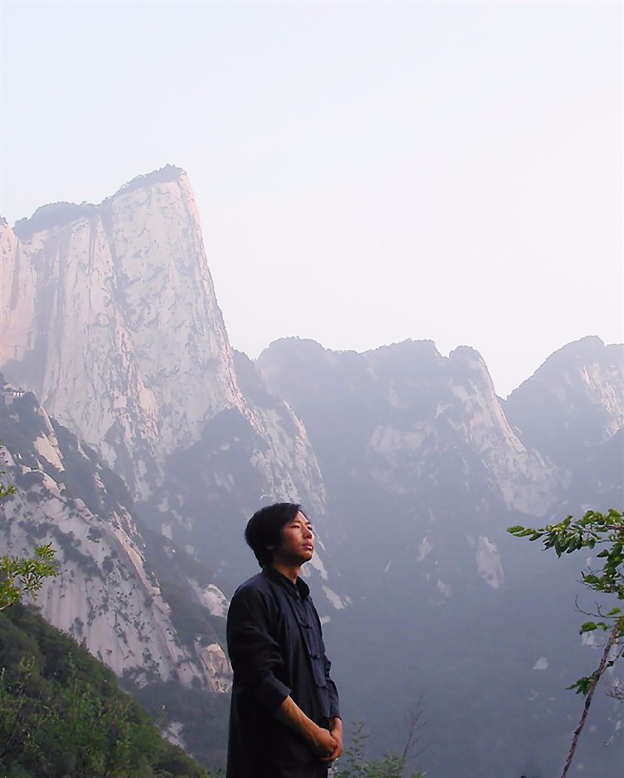 文化 正文 通过三年多的终南山寻访,张剑峰在山里发现了五六百名这样