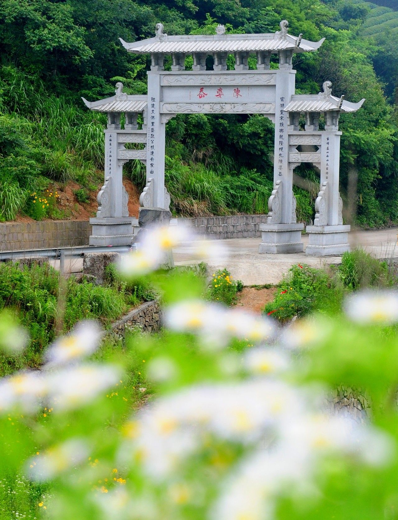 原来,横溪"最美风车道"还隐藏这么多景点,那山,那人,那水,那民宿.