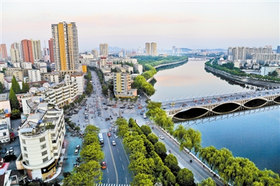 信阳:五年风雨踏歌来 大美浉河满目春(图)