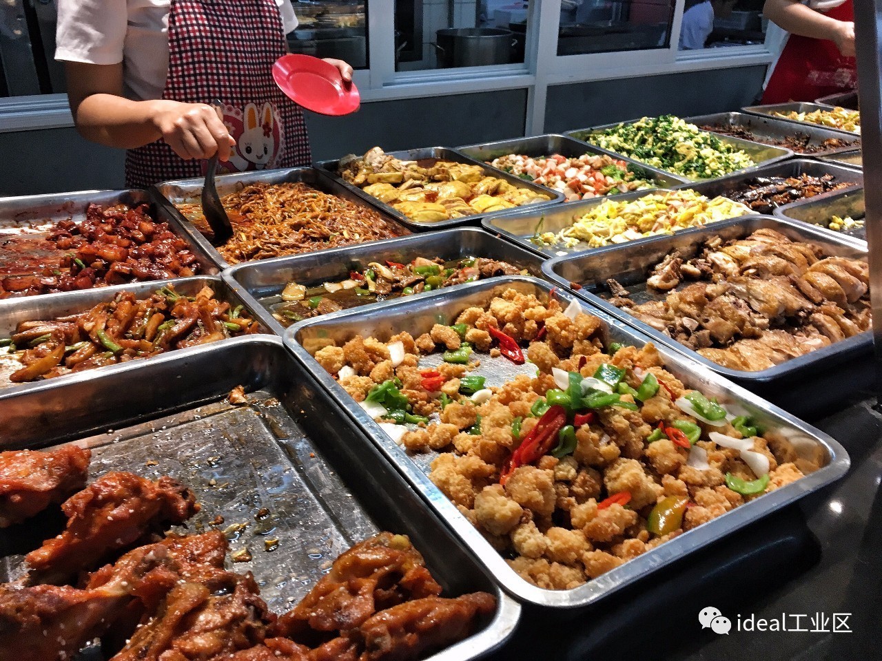 毕业季,最难舍的还有大学食堂!天华学院里就有一座美食城!