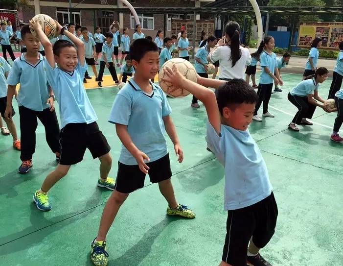 小学三年级体育教案下载_苏教版小学三年级科学下册教案_小学三年级科学上册实验教案