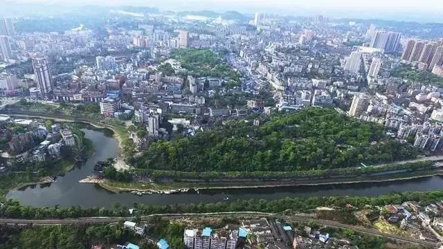 自贡市自流井区龙凤山社区