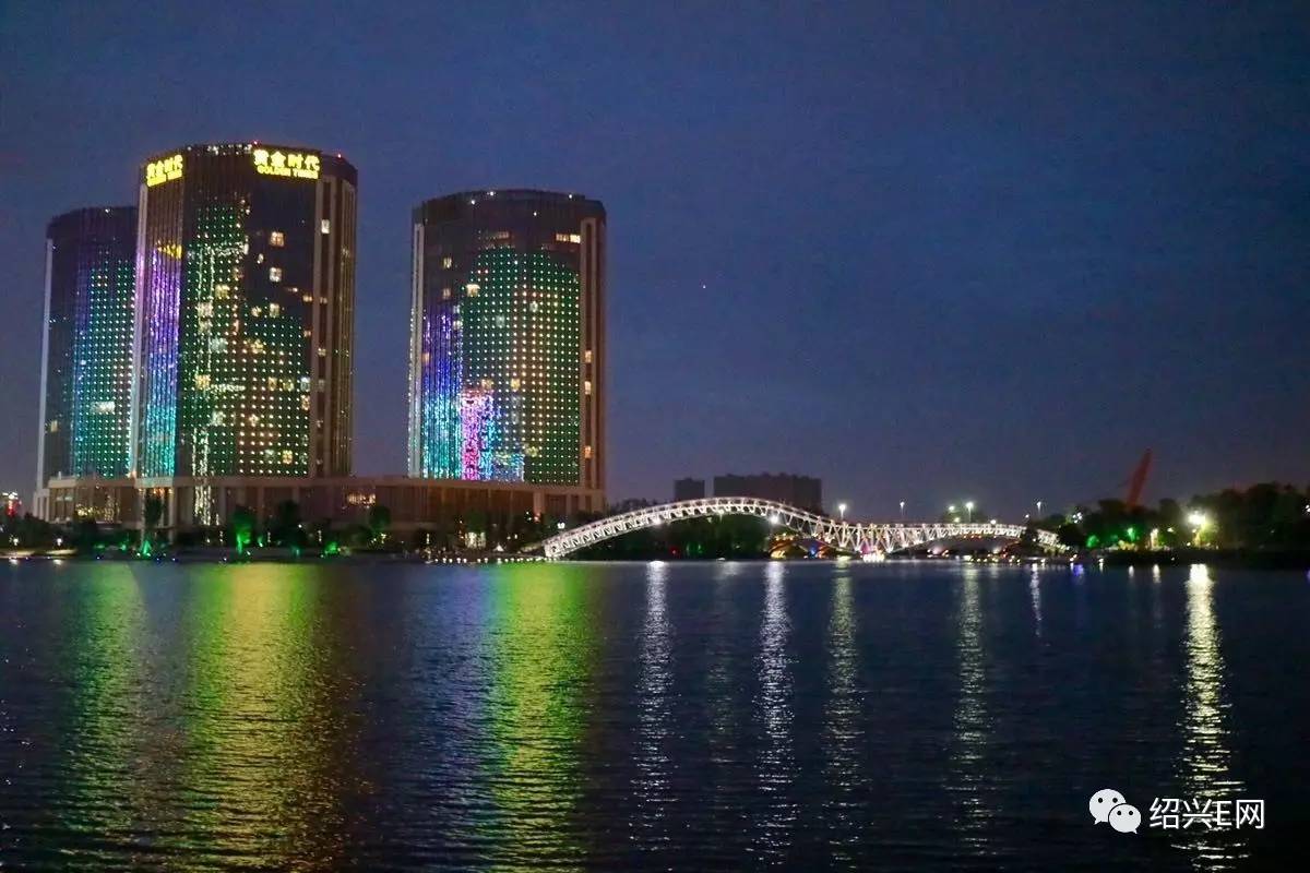 【绍兴·图说】梅龙湖夜景