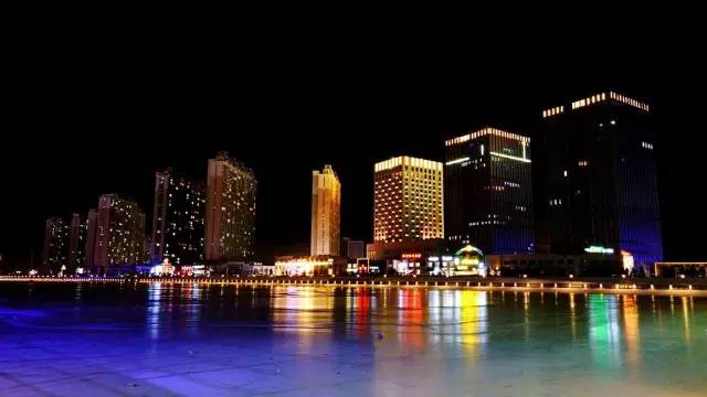 玩转赤峰no367:超美航拍赤峰新城夜景,这个城市在我心里最柔软的地方.