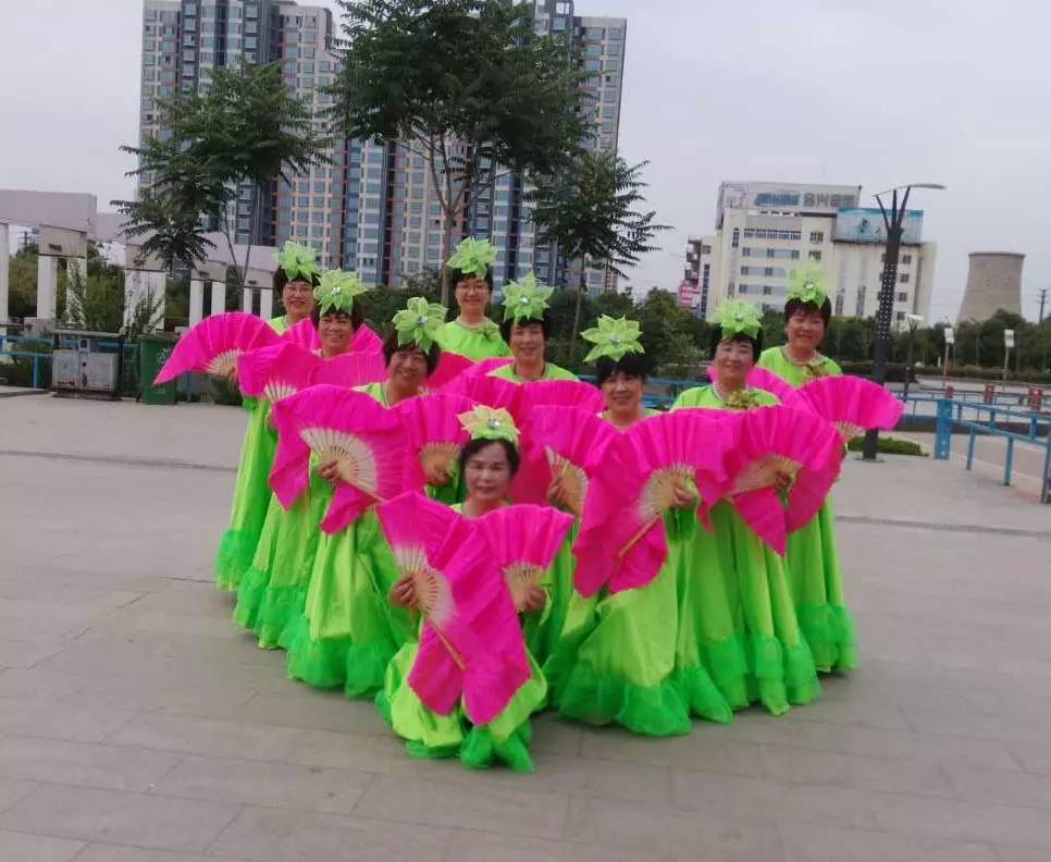 高唐县老年大学夕阳红艺术团,被省民政厅评为中国4a级社会组织