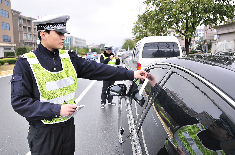 常州将新增31处违停摄像头,拍到就罚200!