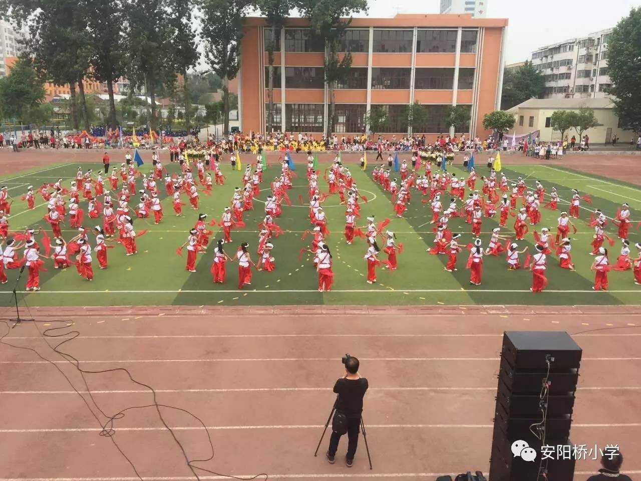 安阳桥小学第三届校园 足球文化艺术节圆满闭幕