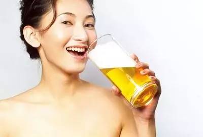 女人适量喝啤酒的8大好处