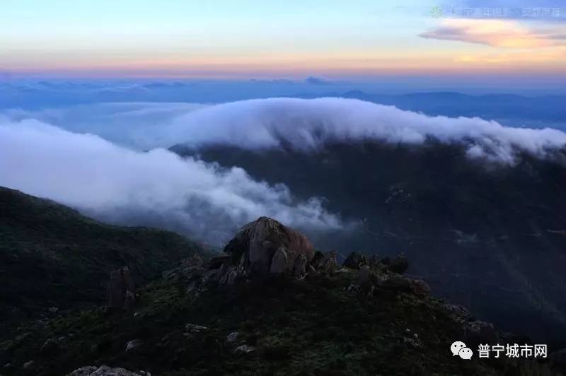 风起云涌的普宁大南山,美!