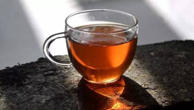 安化黑茶是对付地沟油和转基因食品的武器