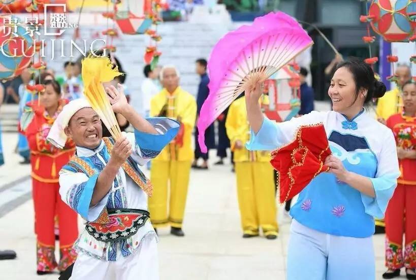 思南花灯戏庆中国首个文化和自然遗产日