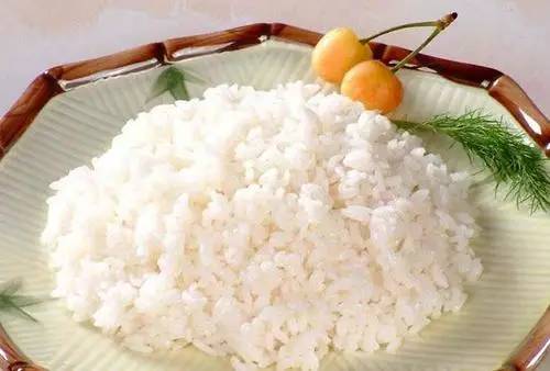 米饭里面加点它，4大病症一周见效，一定要告诉家里做饭的人~