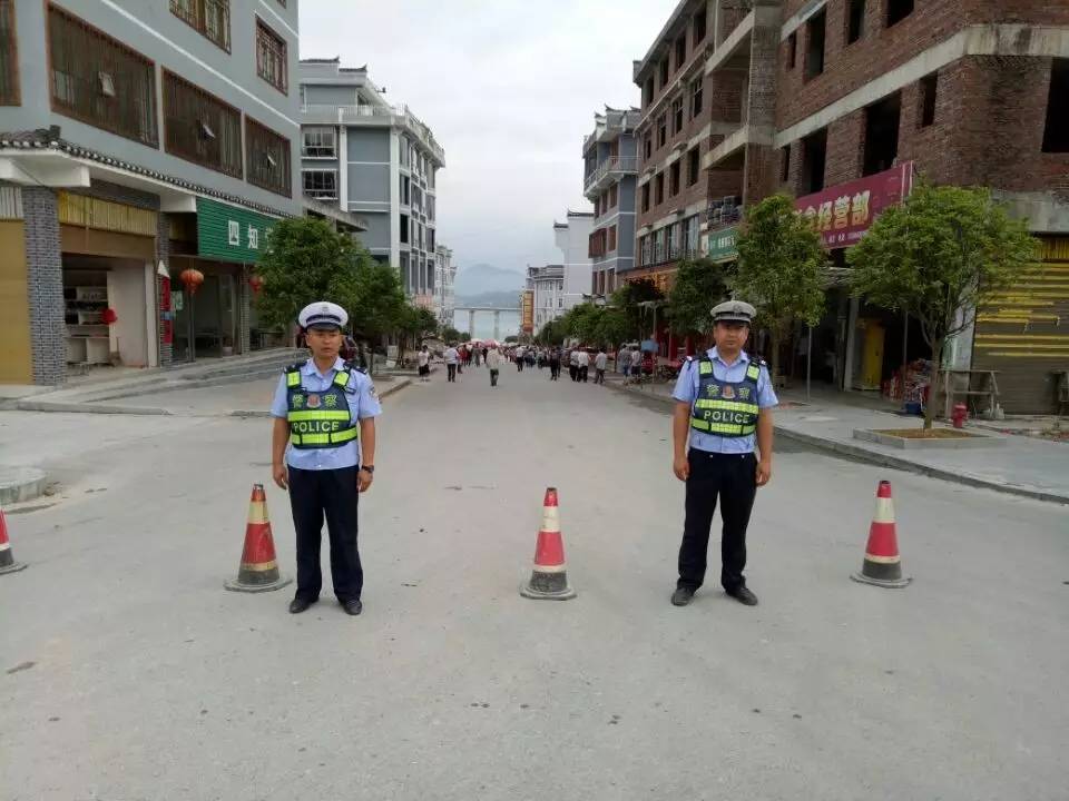 天柱县有多少人口_血藤花开满村香 天柱县致富带头人杨海良带民脱贫记