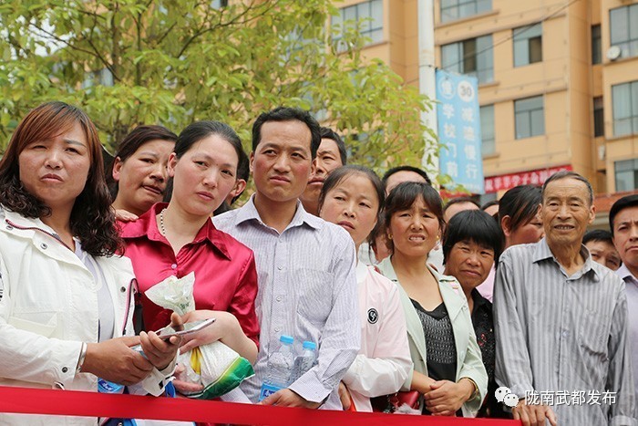 武都二中考点深圳中学考点滨江学校考点武都二中考点从今天起走向成熟