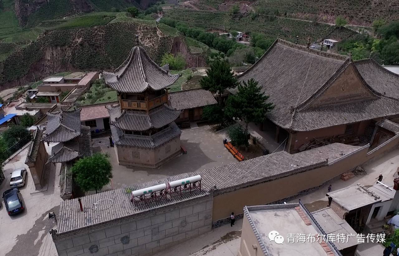 循化最古老清真寺之三塔沙坡清真寺