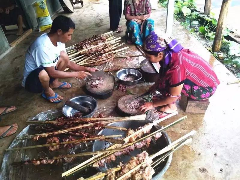 贺雅拉祜美食长成记