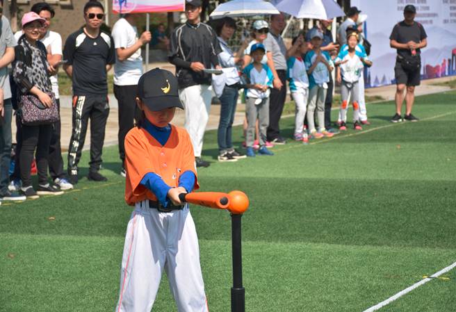 强棒比赛2017年南京市少年儿童软式棒垒球比赛圆满谢幕