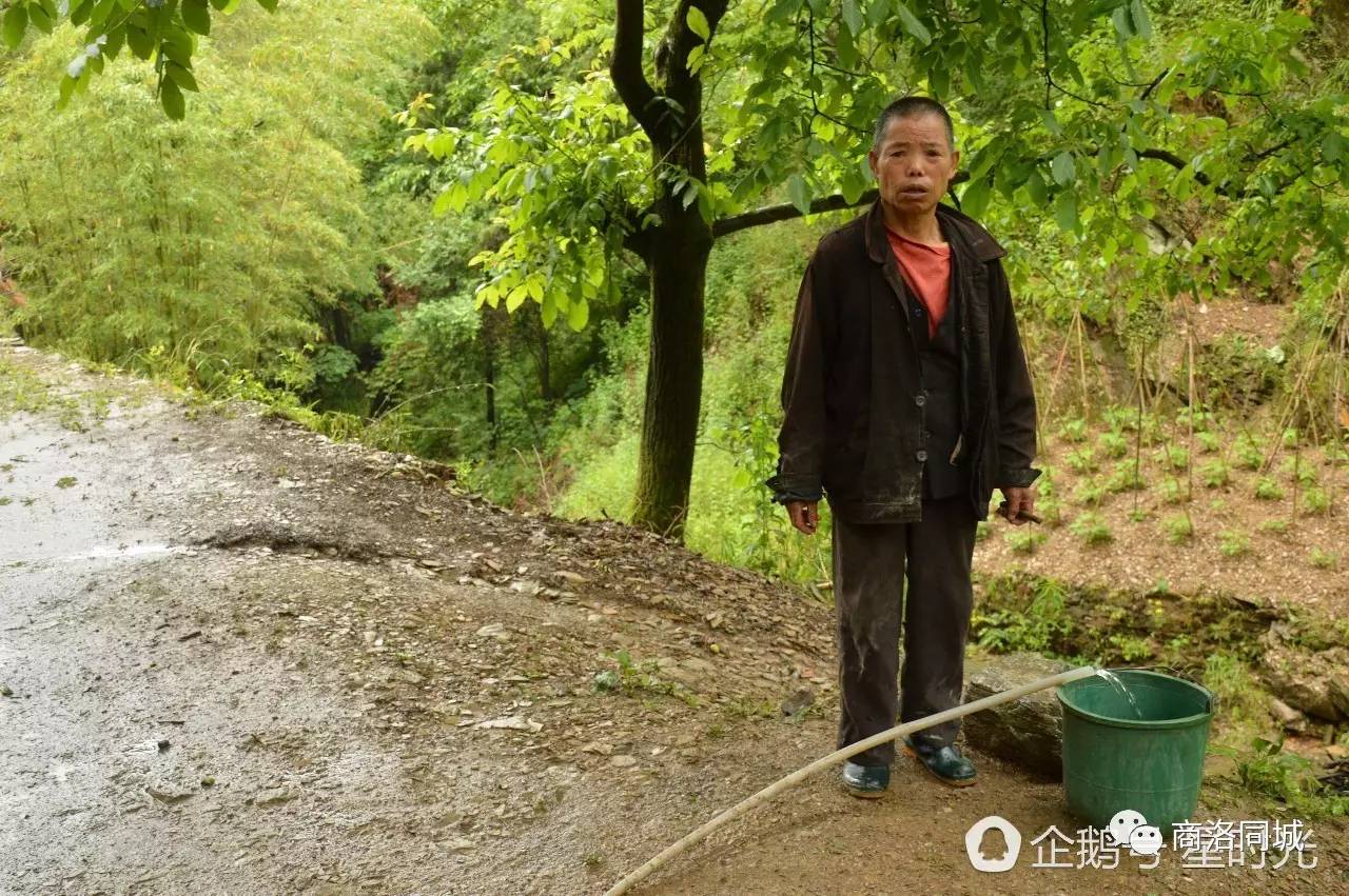 独自居住在大山里,贫穷对于邹远智并不可怕,可怕的是孙子再也说不出话