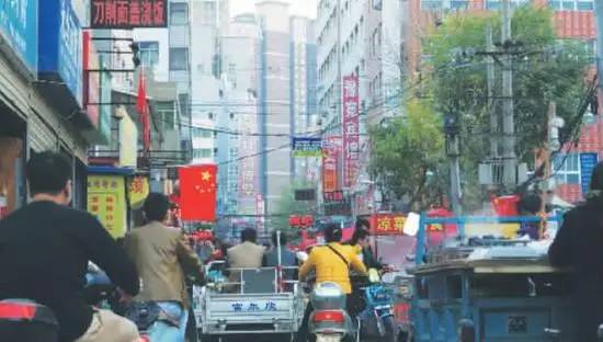 佛山外来人口最多的城中村_佛山城中村餐饮店图片(3)