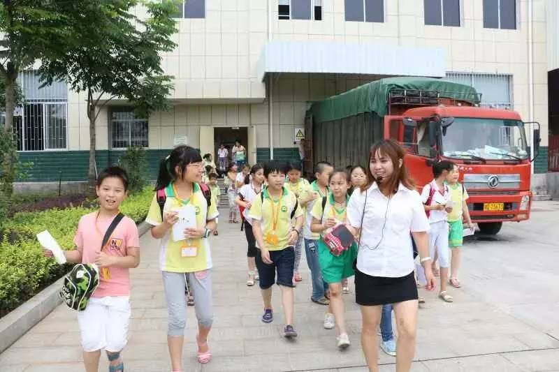 小记播报丨石鼓区合江小学小记者社会实践行摄记